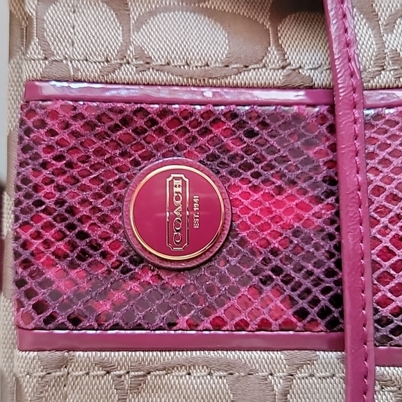Coach signature Python Stripe Raspberry Tote - Picture 2 of 10